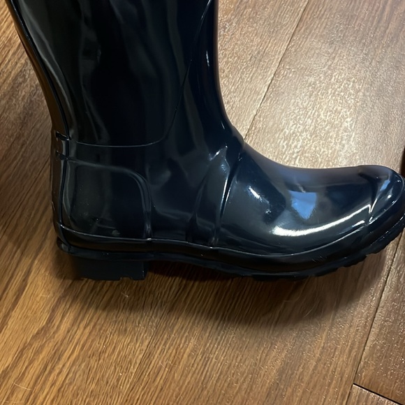 Hunter Rain Boots Glossy Navy Size 8 NWOT - Picture 4 of 10